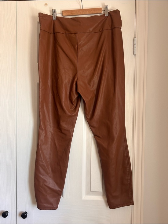 Reitmans Pants - Reitmans Signature Faux Leather Leggings in Cognac Brown